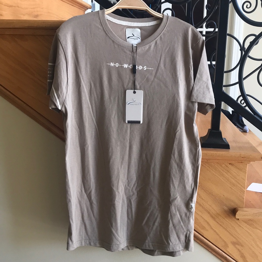 Premium Soulstar Shirt SZ Medium Tan New With Tags